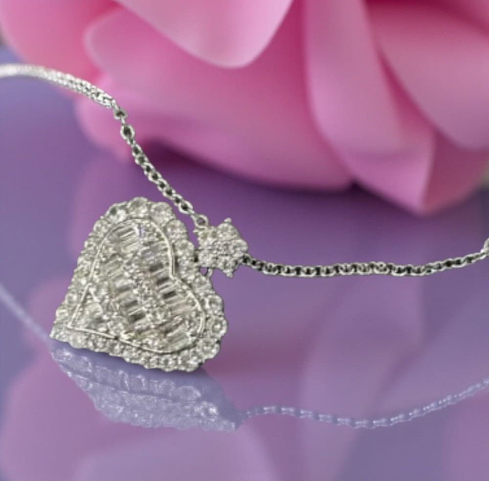 Kaulakoru strassisydän | Kaulakorut