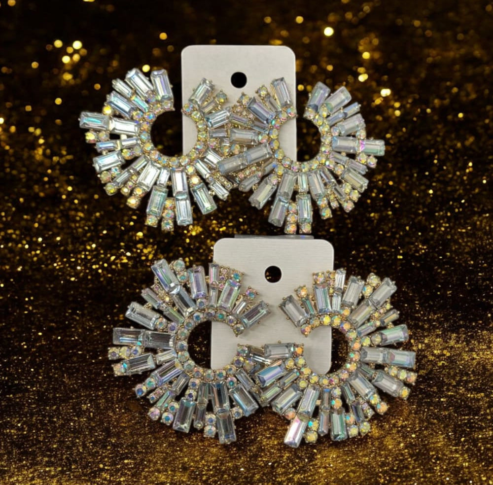 kivikorvakoru kaari | kirkas valossa väriä vaihtava | Korvakorut