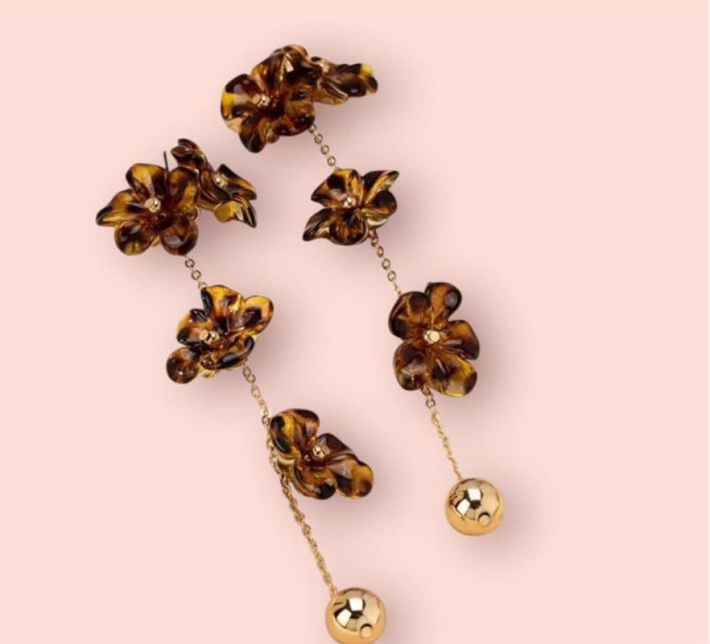 korvakorut kukkaketju rusko | kulta-ruskeilla kukka koristeilla | Korvakorut