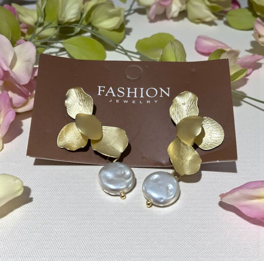 Korvakorut kultahelmi | Korvakorut