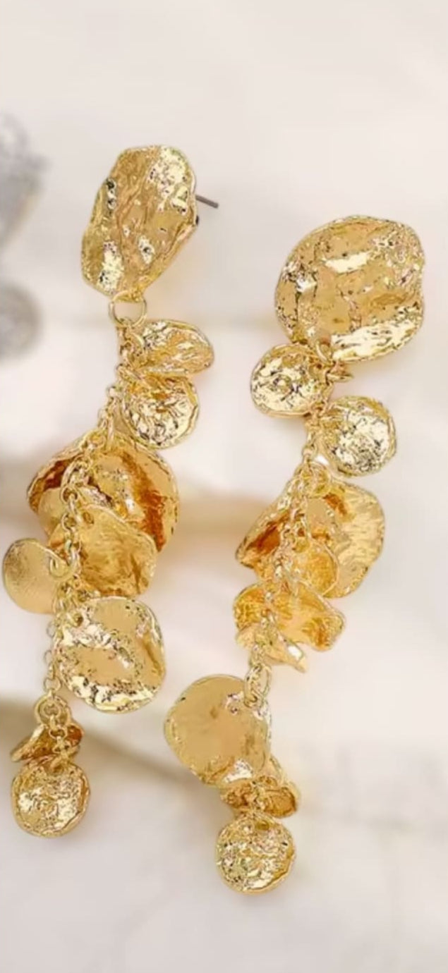 Korvakorut kultakolikko | Korvakorut