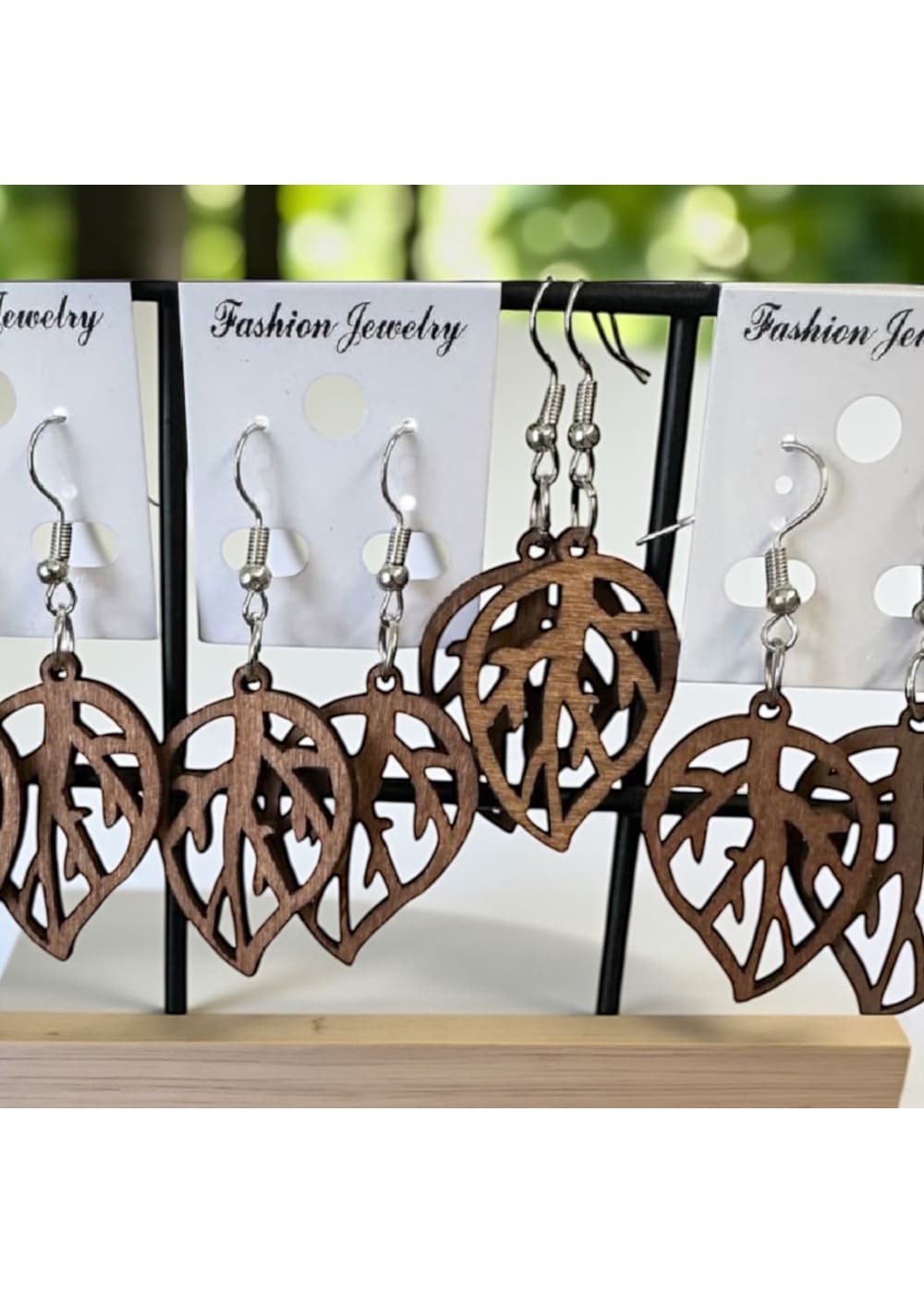 Korvakorut lehti | ruskea | Korvakorut