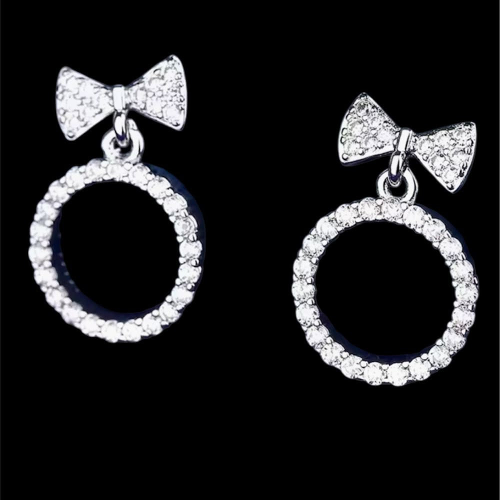 Korvakorut rusettirengas | Korvakorut