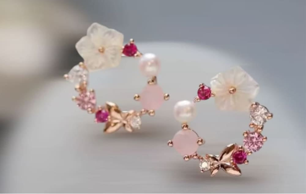 Korvakorut ruususeppele | Korvakorut