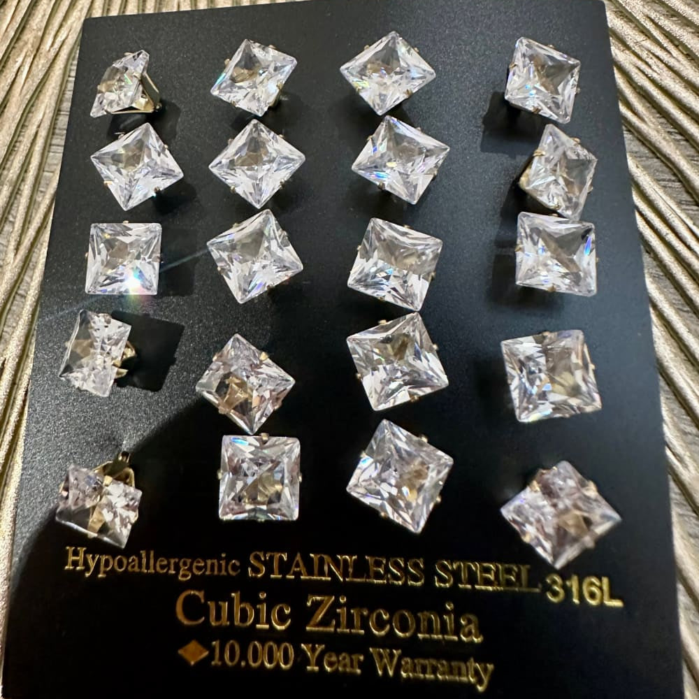 Korvakorut zirconia | 8mm | Korvakorut