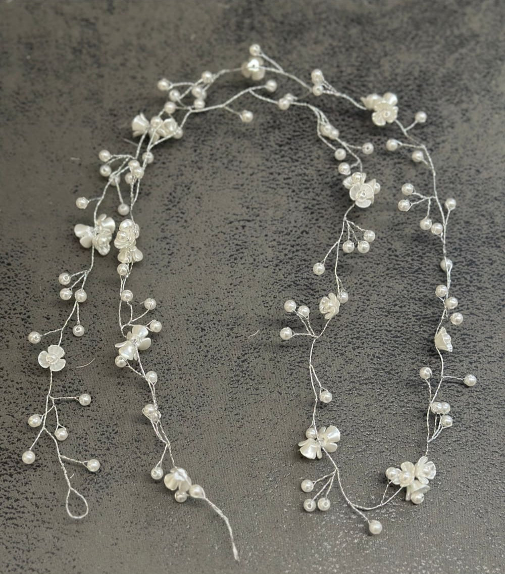 Hiuskoristenauha helmikukka 85cm | Hiuskorut ja koristeet