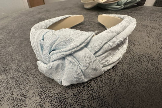 Hiuspanta isosolmu vaaleansininen | Hiuspannat