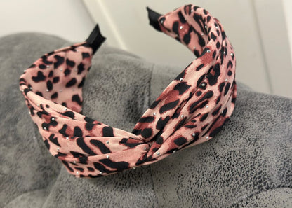 Hiuspanta leopardi kivillä | Pinkki | Hiuspannat