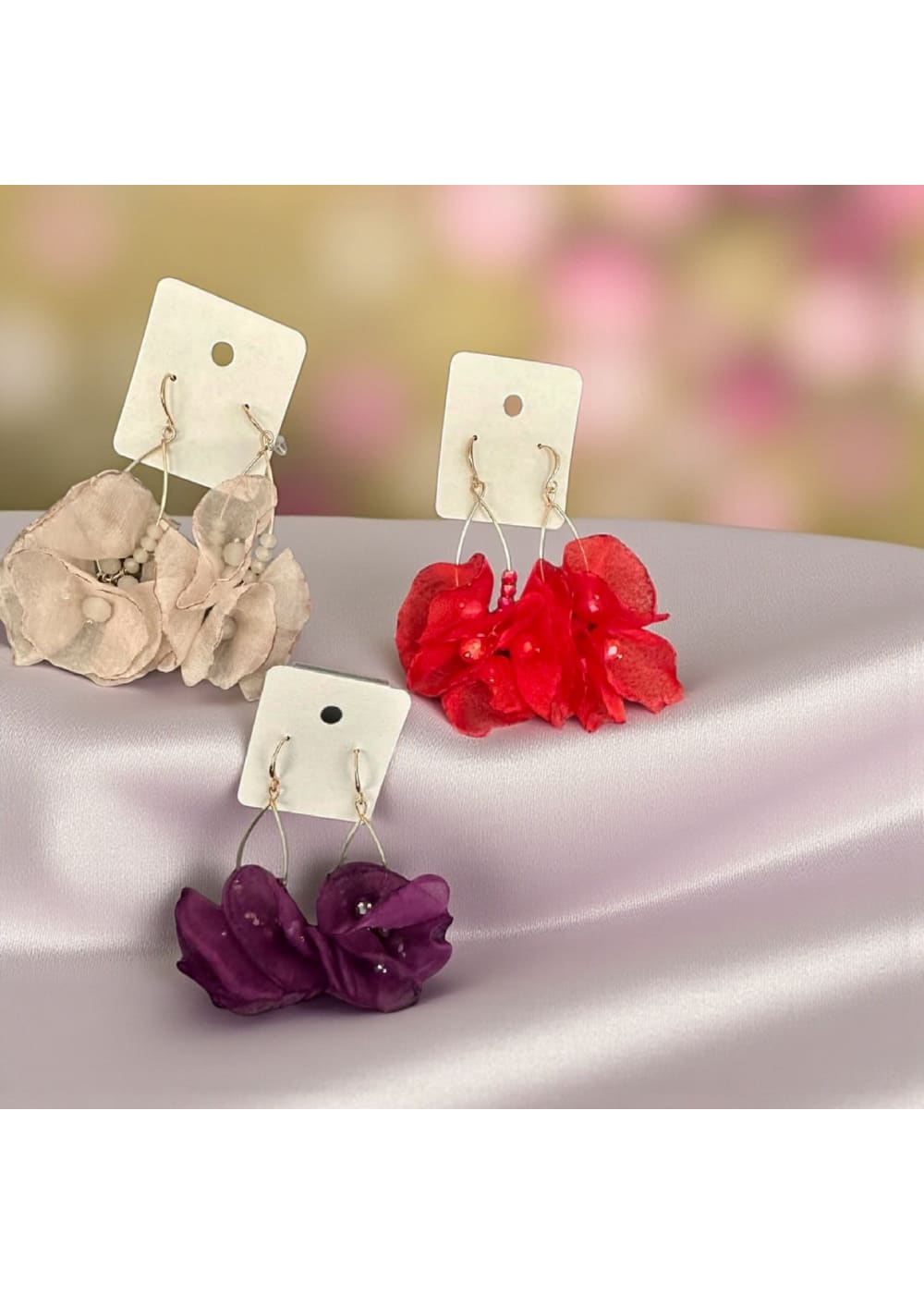 Kangaskorvakorut helmiäinen | violetti | Korvakorut