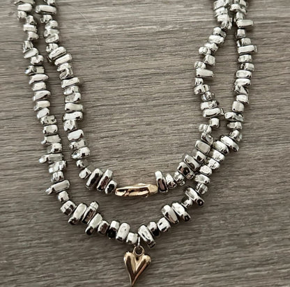 Kaulakoru kivipalaset | Kivipalat kultakoristeella | Kaulakorut