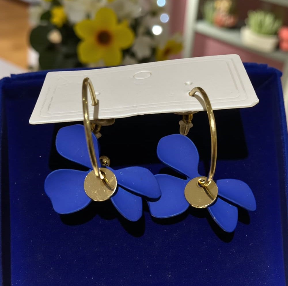 Korvakoru sinikulta | Korvakorut