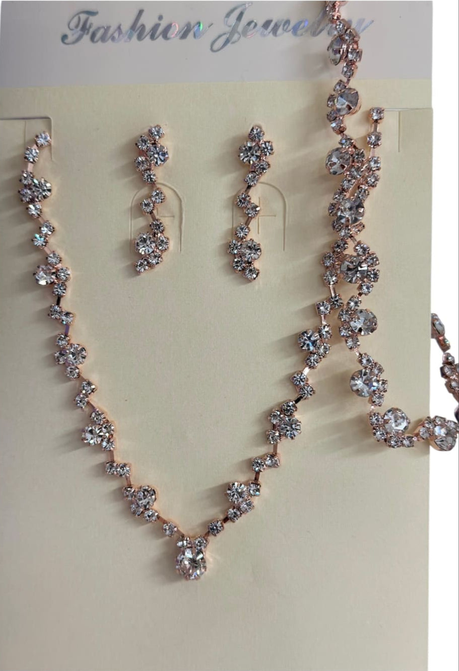 Korvakorut&kaulakoru& rannekorusetti ruusukultatimantti | Korvakorut