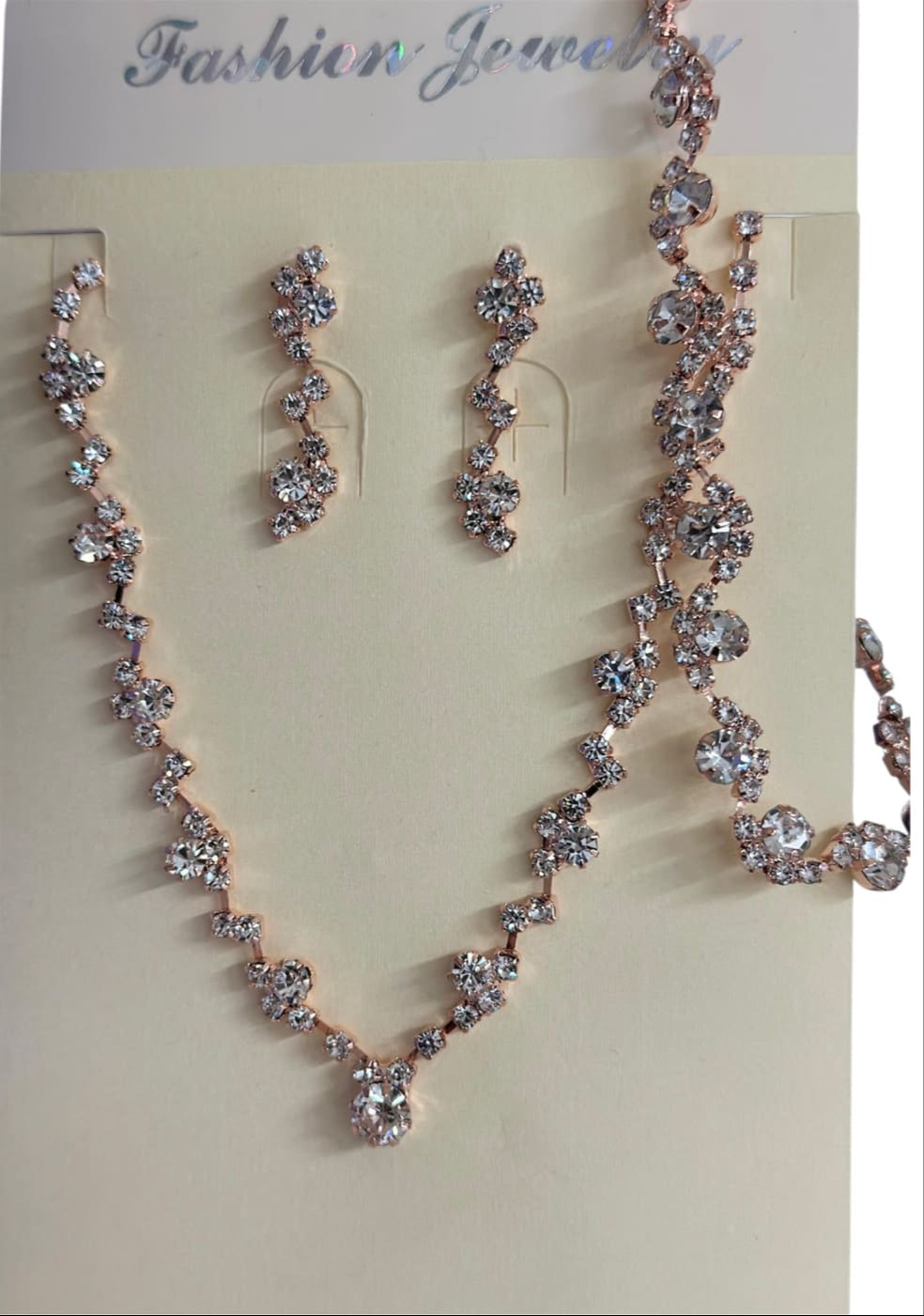 Korvakorut&kaulakoru& rannekorusetti ruusukultatimantti | Korvakorut