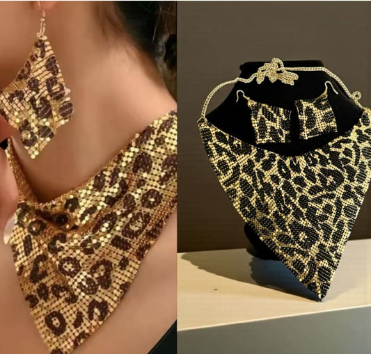 Korvakorut&koruhuivi ILTA | Leopardi KULTA | Kaulakorut