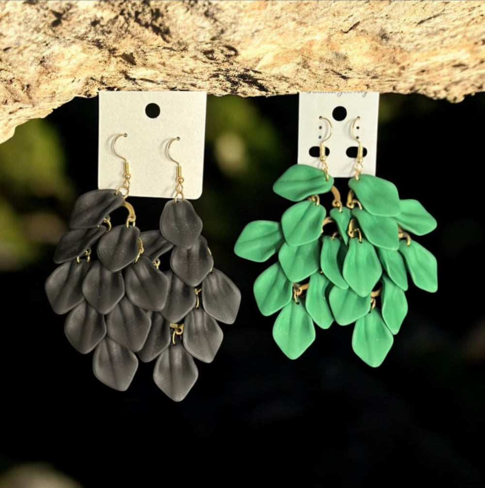 Korvakorut lehtinen | Musta | Korvakorut