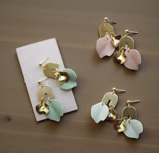 Korvakorut MIINA | Luonnonvalkoinen | Korvakorut