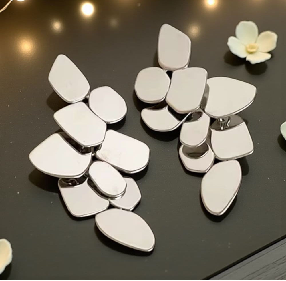 Korvakorut peilipala | Hopea | Korvakorut