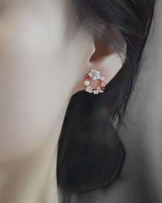 Korvakorut ruususeppele | Korvakorut