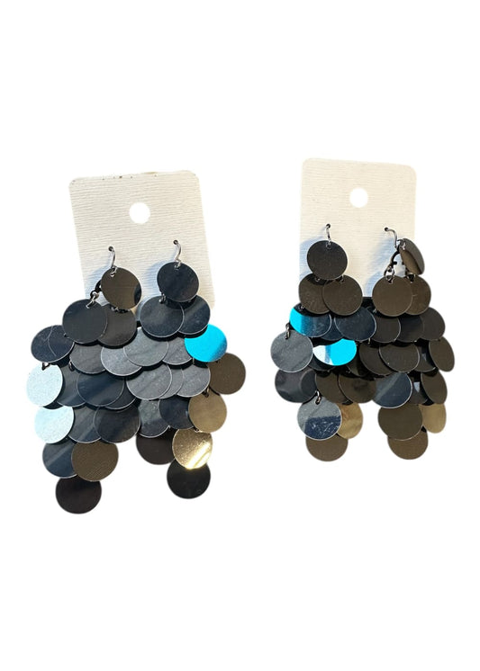 Korvakorut paljetti | Korvakorut