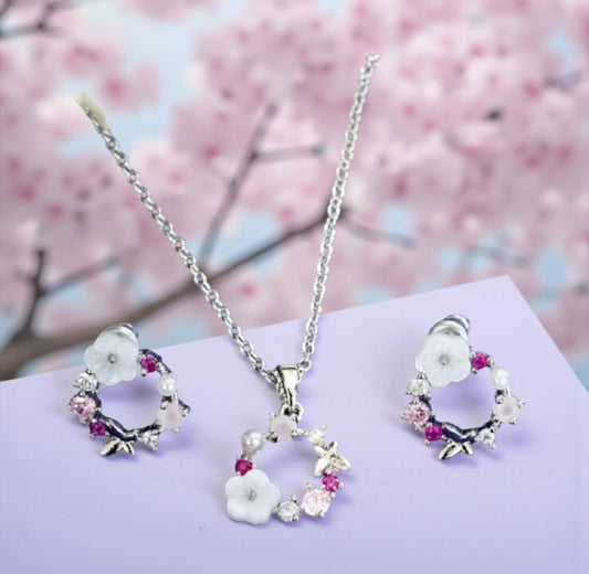 Kukkaseppele-korusetti – kaulakoru & korvakorut | hopea | Kaulakorut