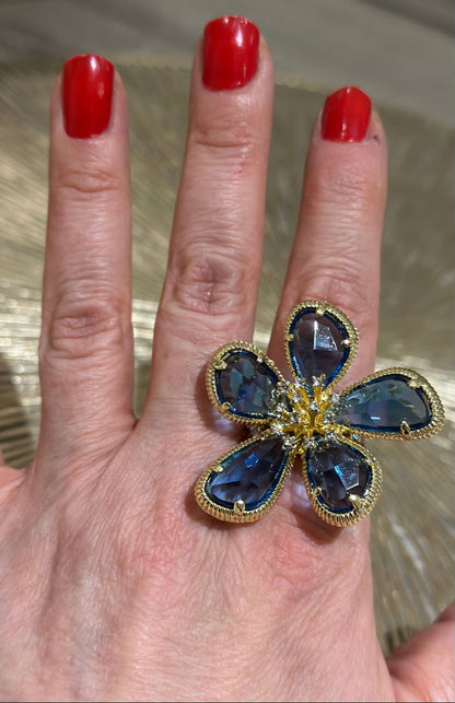 Säihkyvä kukkasormus Eini | sininen-kulta | Sormukset